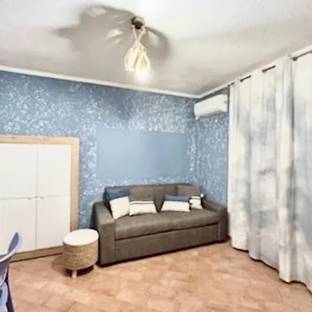 4 Beds In Marinella Just 250 Mt From The