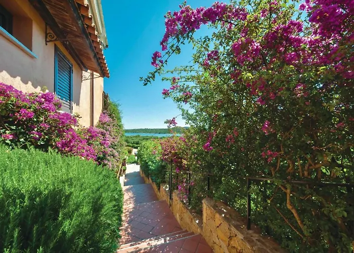 Appartement 4 Beds In Marinella Just 250 Mt From The