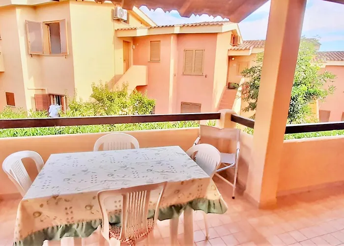4 Beds In Marinella Just 250 Mt From The Appartement Golfo Aranci