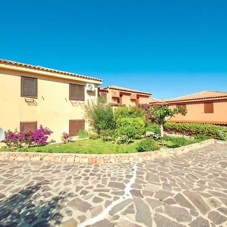 4 Beds In Marinella Just 250 Mt From The Appartamento